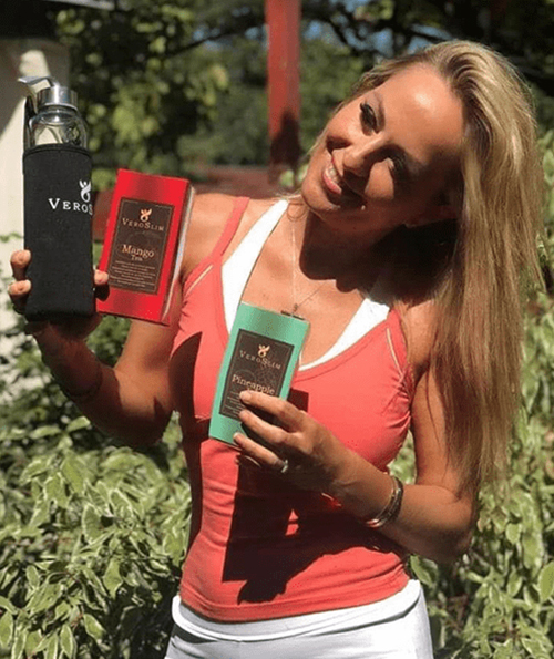 The TV producer of the show “SPORTS, DIET AND A CHANNEL D-STAR”, Florentina Opriș, recommends Veroslim Tea for an enviable silhouette and a healthy lifestyle.